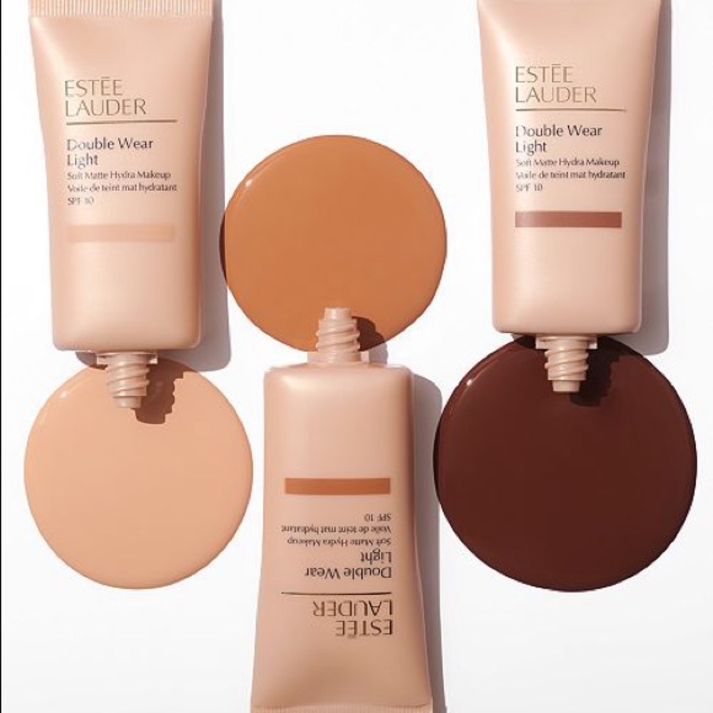 Estée Lauder Double Wear Light, Soft Matte Hyrda - Picture 5 of 5